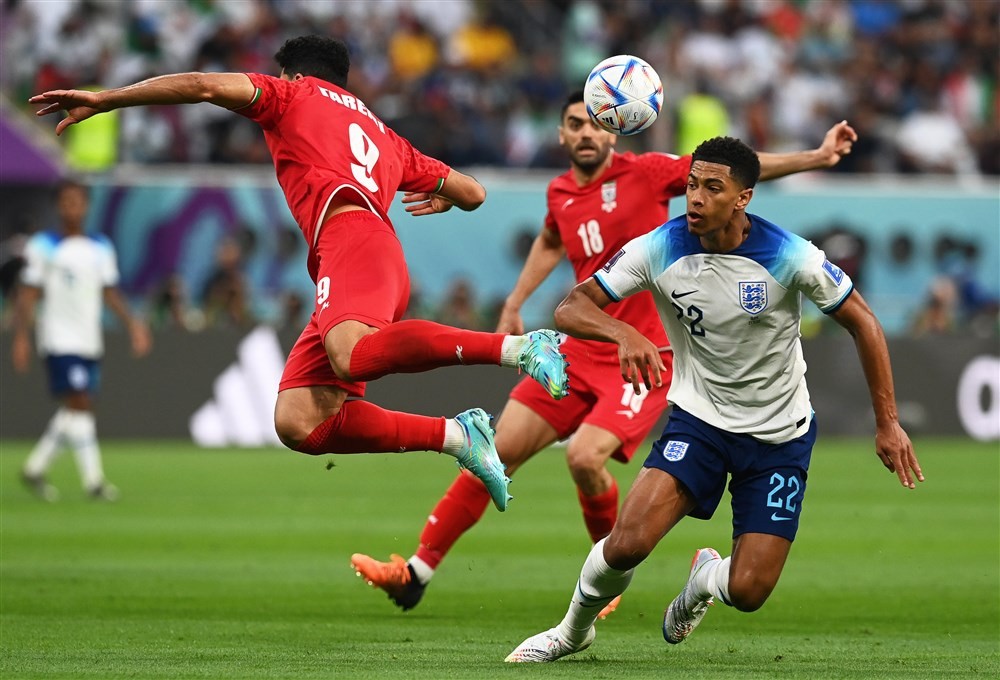 基德：戴维斯回归能给我们拉开空间，球队适应他还需要些时间